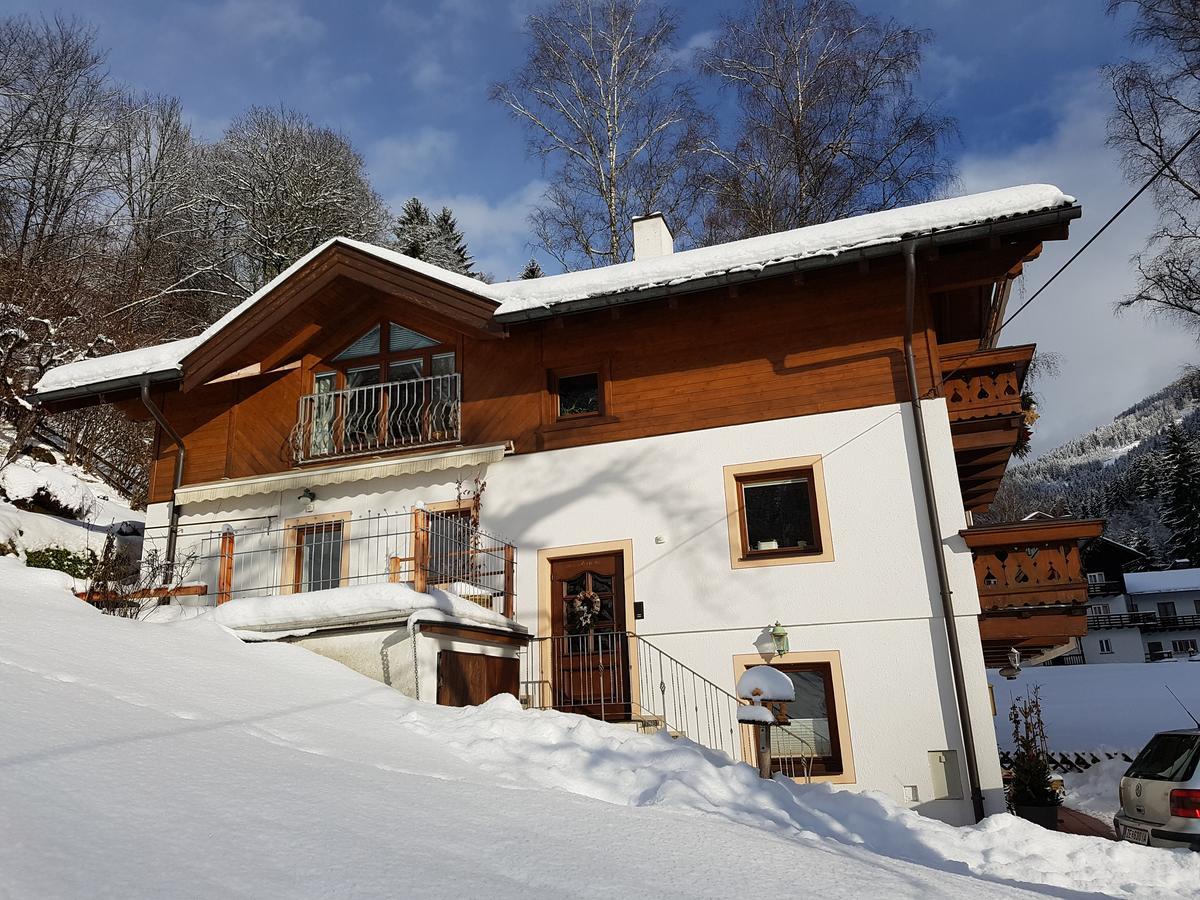 Haus Gandler Apartment